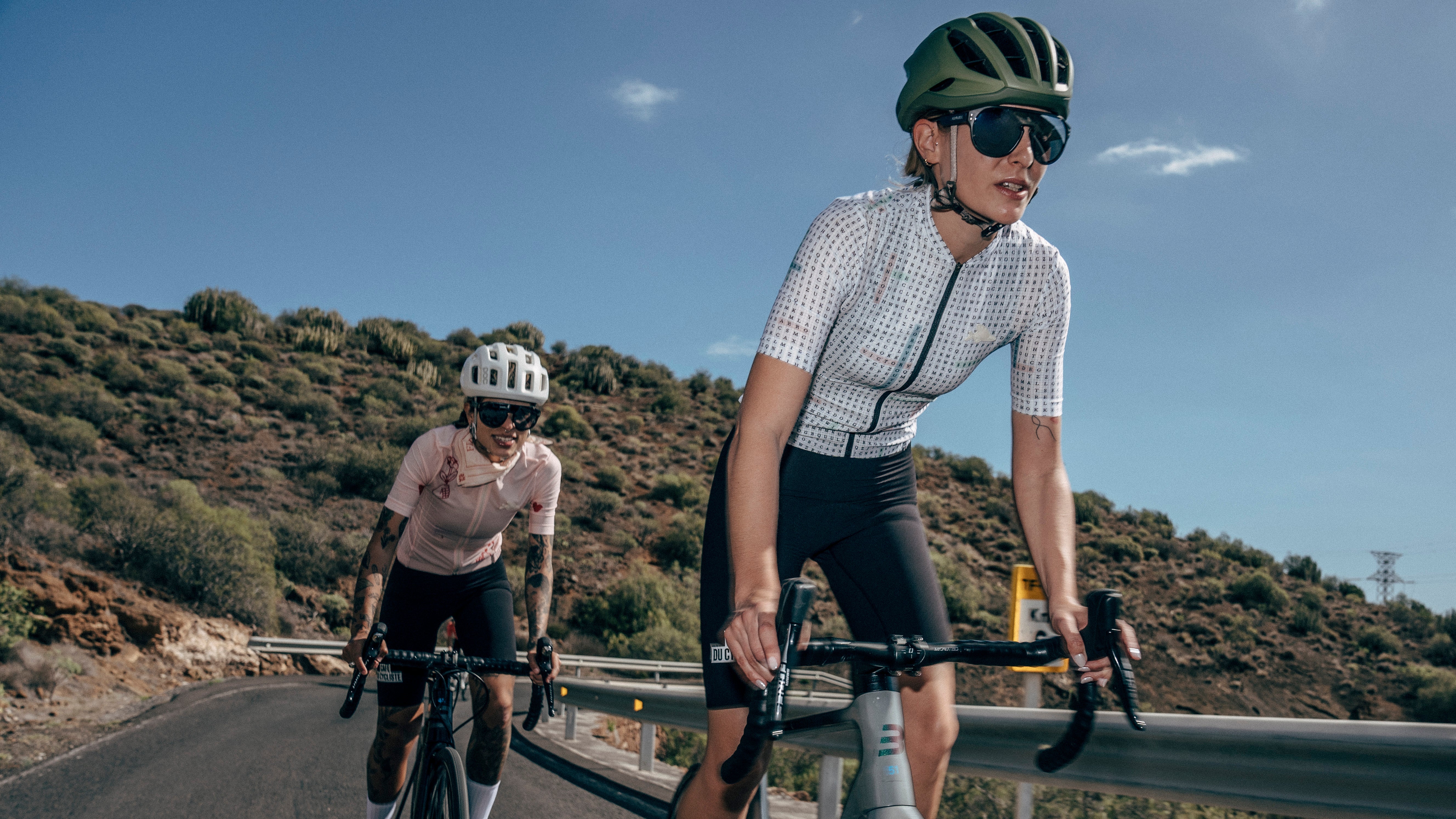 Women's Short Sleeve Jerseys