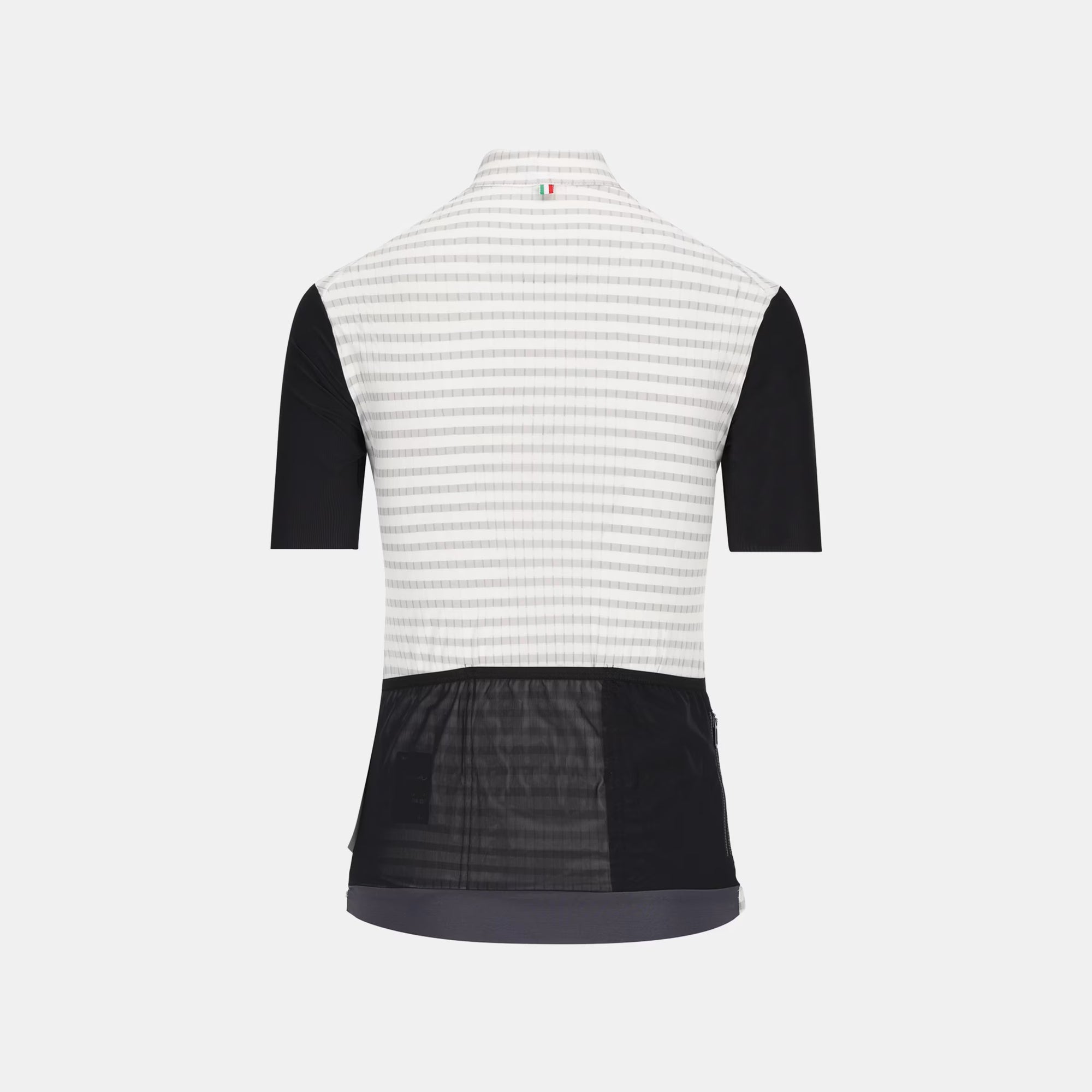 Back view of Q36.5 Dottore Clima Jersey - Woman's - White with black sleeves and rear mesh pockets for ventilation